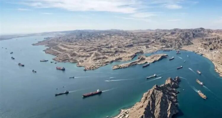 Irán reabrió Ormuz pero amenaza con cerrarlo de nuevo por el bloqueo naval de EE. UU. 1 Ormuz