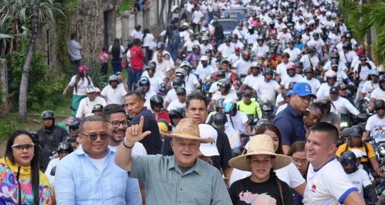 Ministro Cabello sobre las sanciones: Dejen a Venezuela volar en paz 1 Cabello