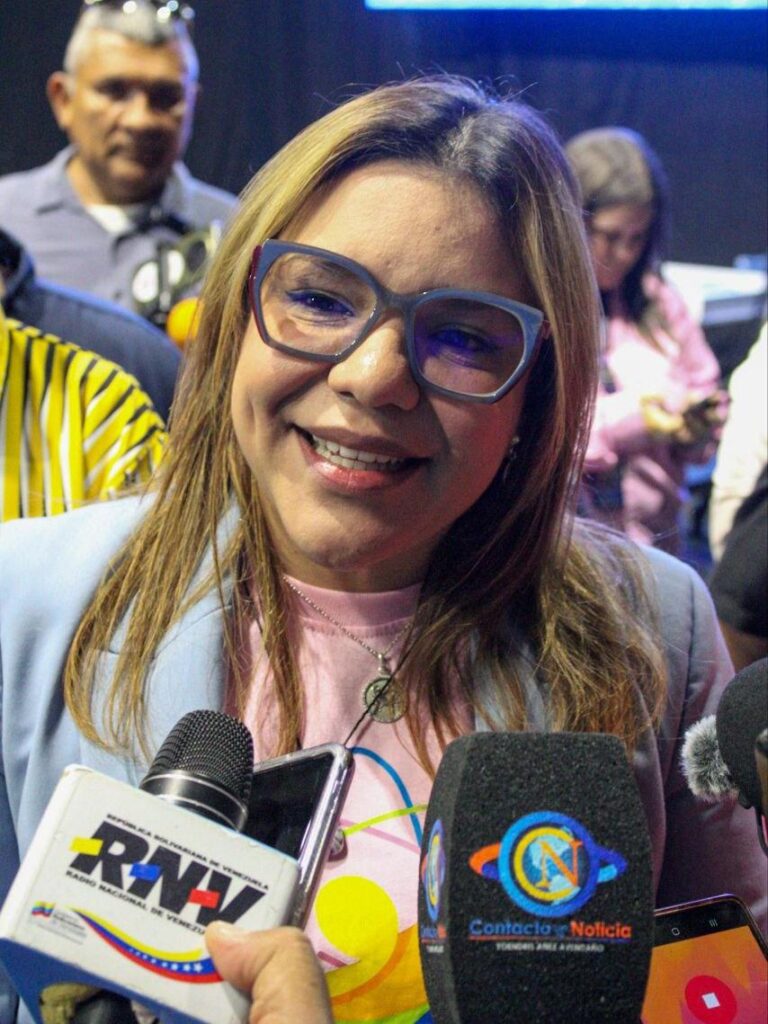 Alcalde Di Martino: «La juventud creativa en la robótica es la vanguardia de la patria» 7 WhatsApp Image 2026 04 21 at 9.12.42 AM