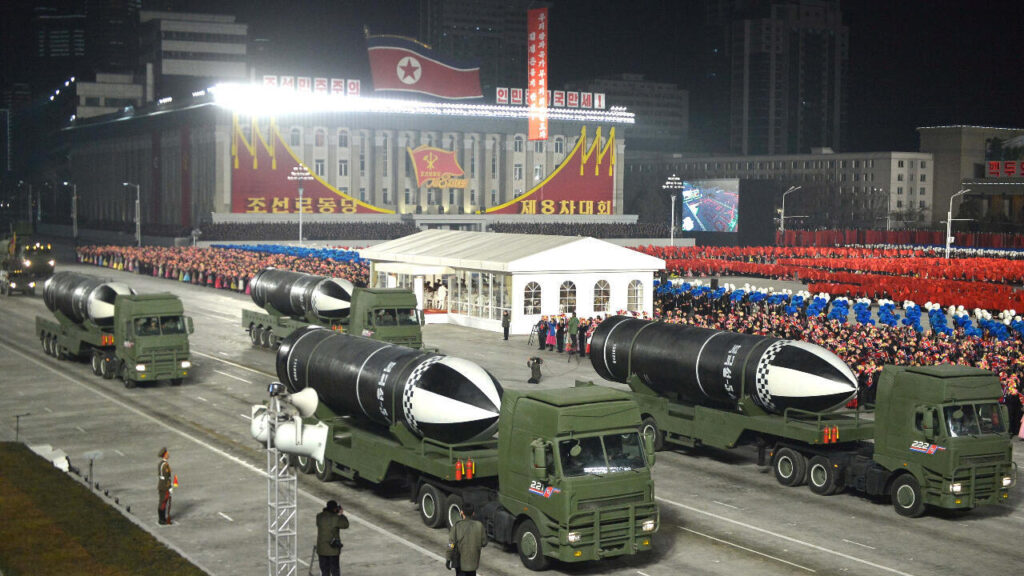 Corea del Norte reforzó su arsenal nuclear en medio de la guerra en Medio Oriente 2 misiles nucleares corea del norte