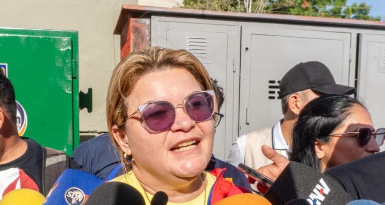 Cámara Municipal de Maracaibo prepara ordenanza sobre motorizados 1 Desirée Fernández, presidenta del Concejo Municipal de Maracaibo