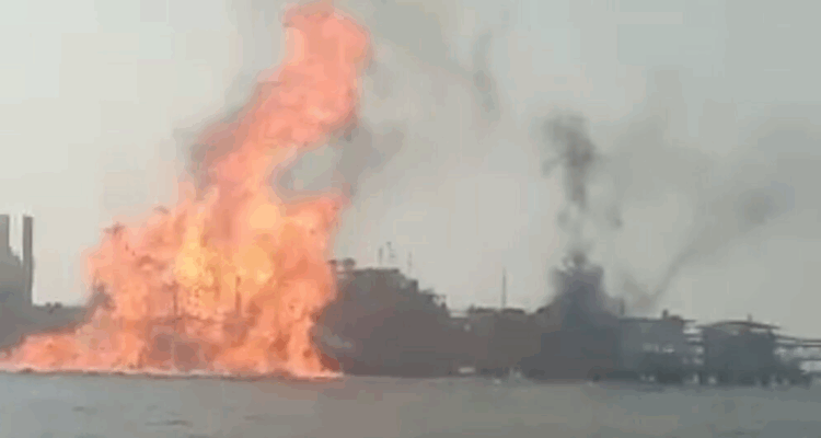 Incendio en la planta Lamargas de PDVSA en el Lago de Maracaibo dejó trabajadores heridos (Videos) 1 Incendioo