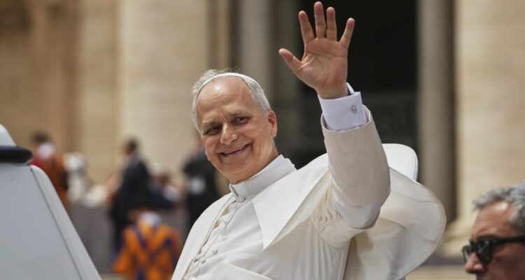 ¡Cómo para preocuparse! El Papa León XIV le dedica su primera encíclica a la inteligencia artificial 1 León