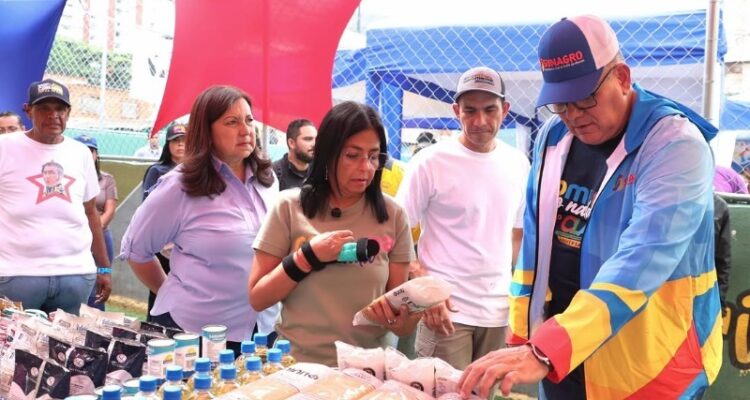 Gobierno ordenó vigilar precios de los productos para proteger el poder adquisitivo 1 Precios