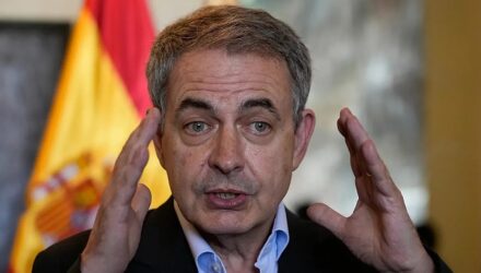 Juez rechazó anular investigación a Zapatero por caso Plus Ultra 3 Zapatero