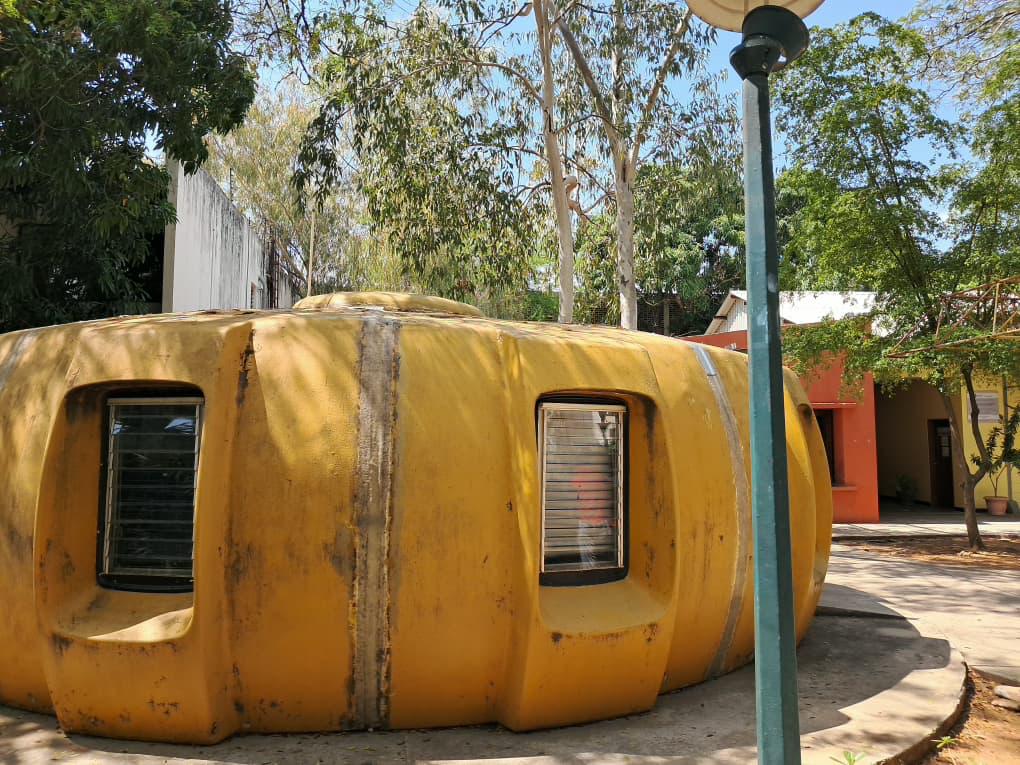 Plan LUZ: Electrificación de la Facultad de Ciencias Jurídicas y Políticas alcanza un 70% de ejecución 4 WhatsApp Image 2026 05 04 at 3.31.23 PM 2