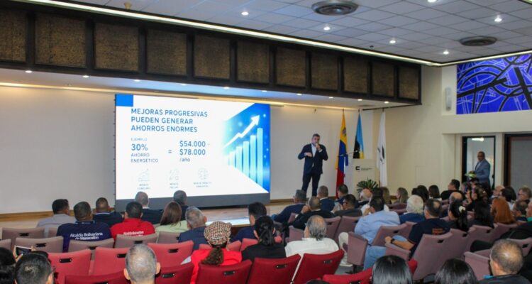 Italo Atencio, presidente de la ANSA: «El alcalde de Maracaibo se ha destacado por acercarse al sector privado» 1 Atencio