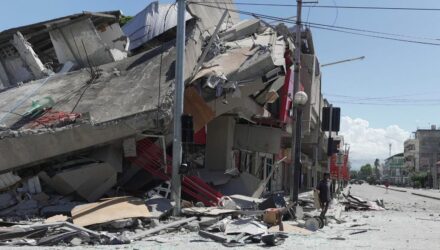Terremoto de 7,8 en Filipinas dejó 19 muertos, 12 desaparecidos y más de 100 heridos 2 Terremoto