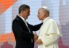Antonio Banderas pronunció un discurso muy emotivo y memorable ante el Papa 6 Banderas