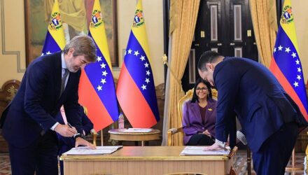 PDVSA y REPSOL firmaron Memorando de Entendimiento 2 Pdvsa