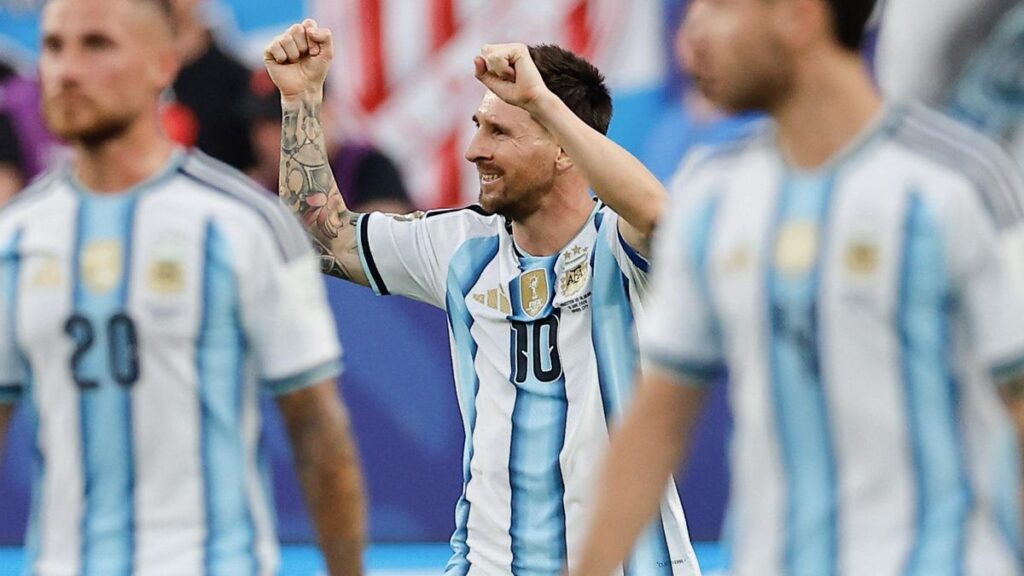 ¡Messi, siempre Messi! Le metió tres a Argelia en el debut de Argentina en el Mundial 2 Mundial Messi