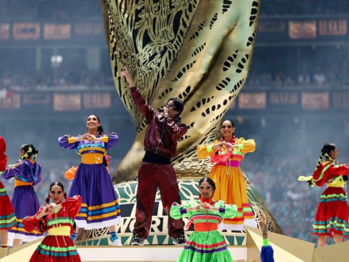Shakira encabezó la ceremonia inaugural del Mundial 2026 en el Estadio Azteca 2 OCEAN 696x522 1