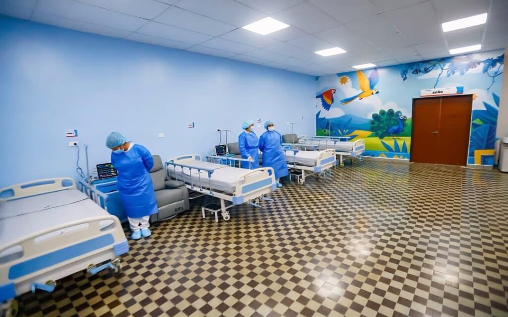 Gobernador Luis Caldera anunció segunda fase del Plan Cayapa de la Salud para potenciar las Clínicas Populares y áreas clave de hospitales 4 PHOTO 2026 06 10 12 37 17