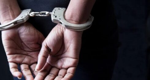 Mujer detenida