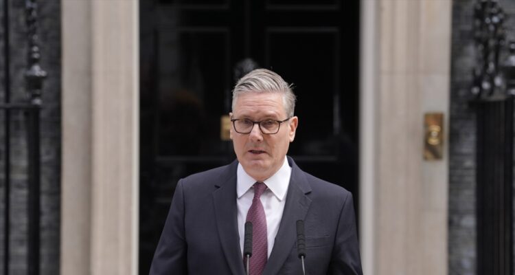 Dimitió el primer ministro británico. El sexto en 10 años 1 Starmer