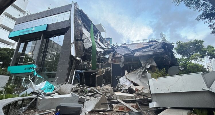 Subió a 2.295 fallecidos y 11.267 personas heridas tras terremotos 1 Terremoto