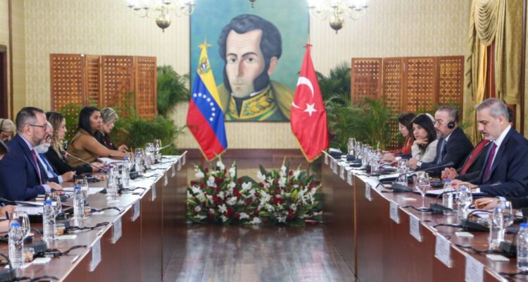 Venezuela y Turquía proyectan elevar su comercio bilateral a 3.000 millones de dólares 1 Turquía