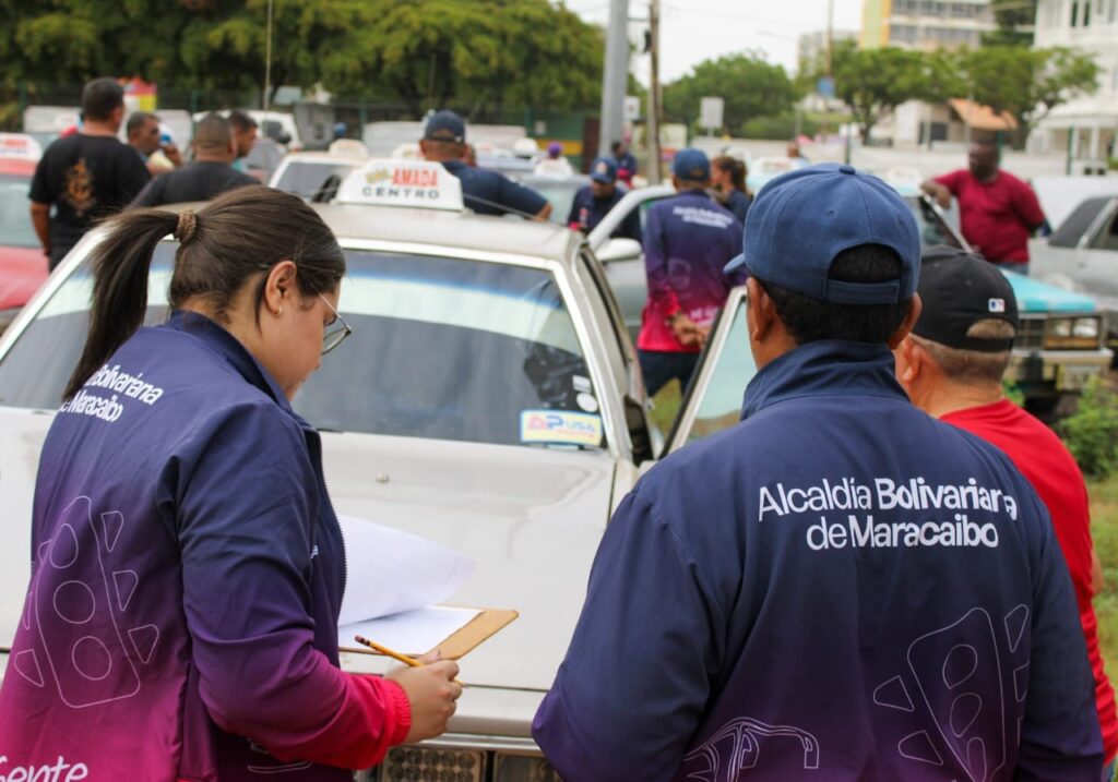 Alcaldía de Maracaibo formaliza a los transportistas con la colocación de códigos QR 2 WhatsApp Image 2026 06 05 at 8.10.50 AM 1