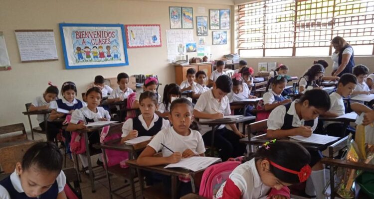 Matrícula estudiantil registrada en el Sistema de Gestión Escolar alcanza los 720 mil en el Zulia 1 Zulia