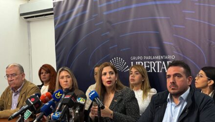 UNT ratificó su respaldo al proceso de transición y anunció su total apoyo a Dinorah Figuera 3 UNT