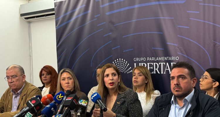 UNT ratificó su respaldo al proceso de transición y anunció su total apoyo a Dinorah Figuera 1 UNT