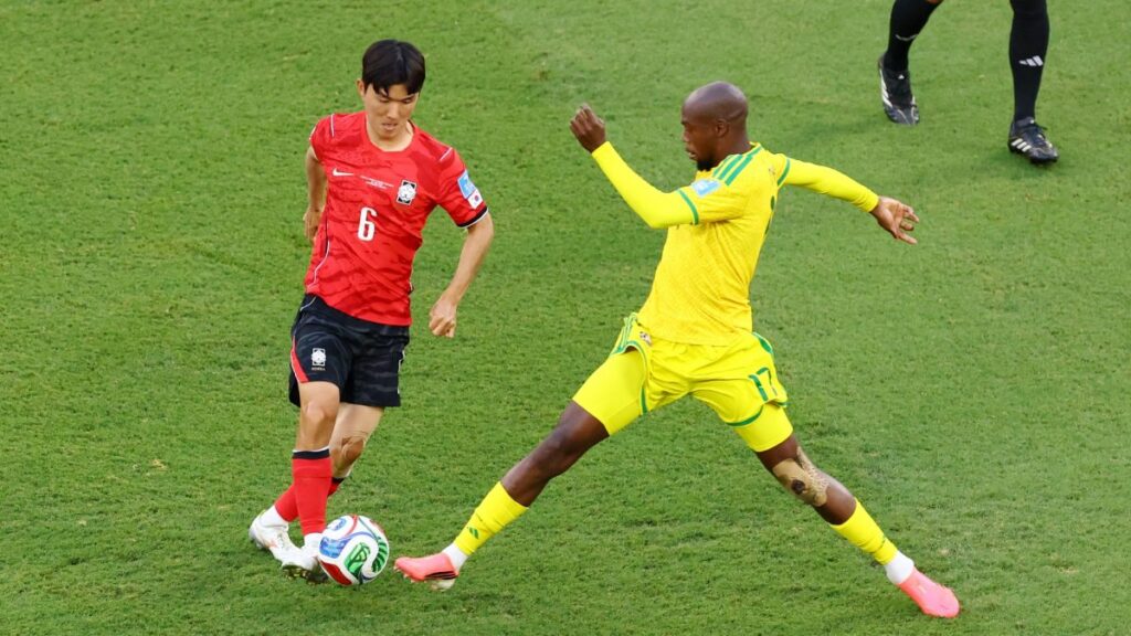 Sudáfrica venció a Corea del Sur, 1-0, y pasó a la fase siguiente 2 corea vs suda 190945 1024x576 1