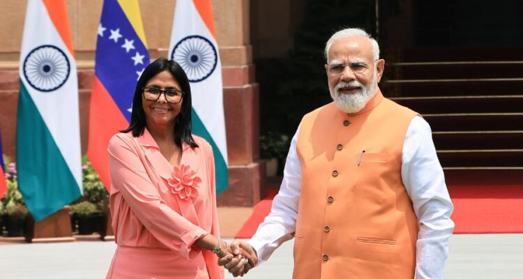 Delcy Rodríguez fue recibida por el Primer Ministro en su visita a India 1 Rodríguez
