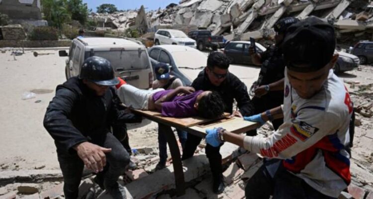 Ya son 235 los muertos y 4.300 los heridos por terremotos 1 Terremoto