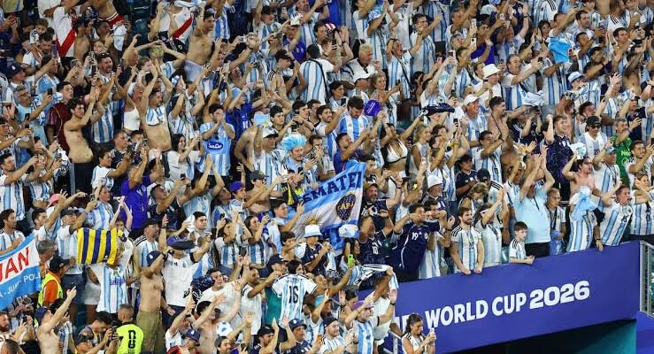 Argentinos