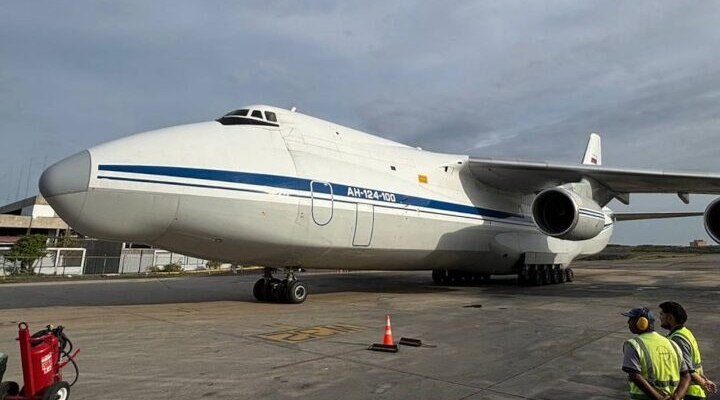 El avión de carga más grande del mundo llegó a Maiquetía con ayuda humanitaria rusa 1 Ayuda