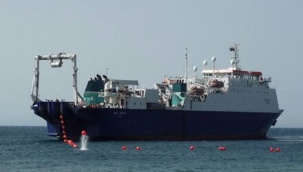 El buque Wave Sentinel llegó a La Guaira para restaurar la conexión total de internet en Venezuela 2 Buque
