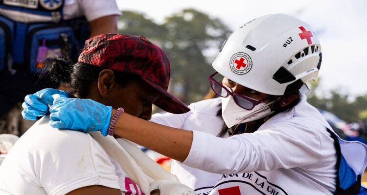 Cruz Roja está muy atenta con los cuidados psicológicos de los afectados por los terremotos 1 Cruz