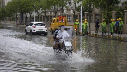 China elevó la respuesta por lluvias ante el avance del tifón Bavi 3 China