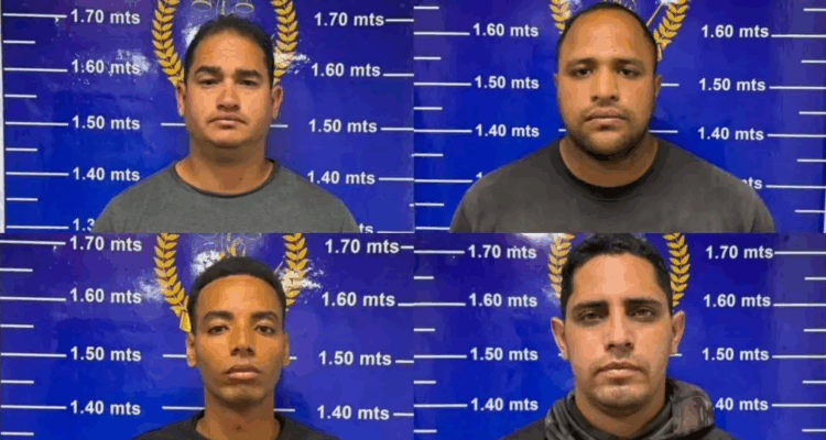 Le pusieron los ganchos a cuatro cicpc’s desgraciados que saqueaban dólares en la zona de desastre 1 Cicpc