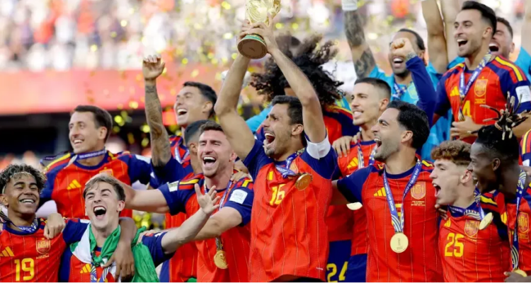 La prensa de medio mundo define a la selección de España como la «mejor del siglo XXI» 1 España