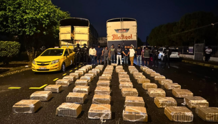 Incautaron en una finca de Ecuador 950 kilos de cocaína y detuvieron a ocho personas 2 Ecuador