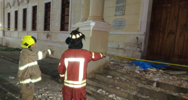 Murió hombre tras desplomarse parte de la estructura en el antiguo Hospital Central de Maracaibo 1 Hombre
