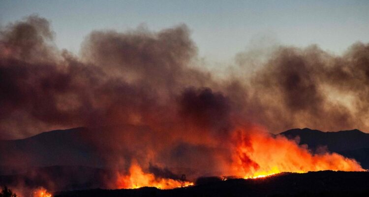 Tormentas de fuego agravan la situación con el megaincendio en Francia 1 Tormenta