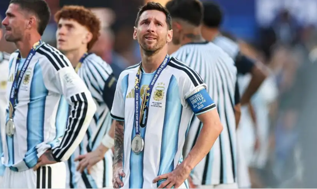 La FIFA le dio a Mbappé la Bota de Oro por ser el mayor anotador del Mundial 2 Messi fin del mundial