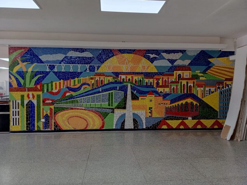 Alcaldía descubre mural de Luis Martínez que estaba tapiado con una pared de yeso 2 PHOTO 2026 07 16 21 41 10 1