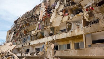 Subió a 50 los españoles fallecidos en el doble terremoto del #24Jun 2 Españoles