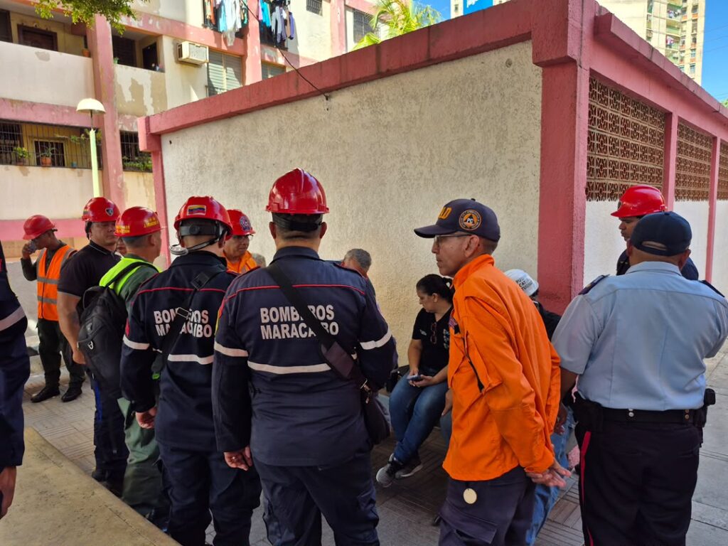 Brigadas de Riesgo del Zulia se despliega en las Torres del Saladillo y en Residencias San Martin 4 WhatsApp Image 2026 07 17 at 10.59.58 AM