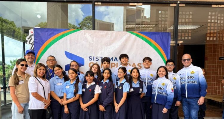 Talento de estudiantes marabinos se destacó en las Olimpiadas Venezolanas de Matemáticas 1 WhatsApp Image 2026 07 30 at 12.59.35 PM