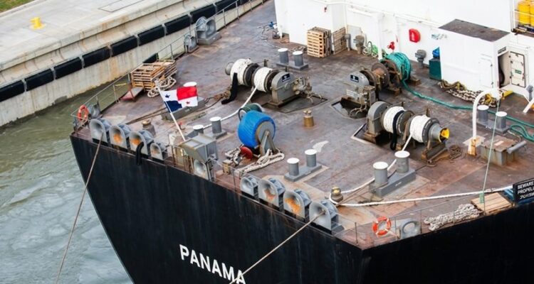China revisará exhaustivamente los barcos de bandera panameña que atraquen en sus puertos 1 China