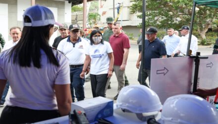 En la Guaira aún trabajan en la recuperación de los servicios públicos básicos 2 La Guaira