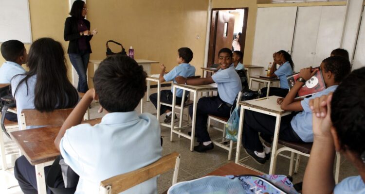 FVM exige garantías sobre las infraestructuras de los colegios en las zonas afectadas por los terremotos 1 FVM