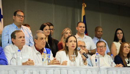 Una María Machado desconcertada sigue sin fijar posición sobre el dialogo que comenzará el primero de agosto 2 Machado