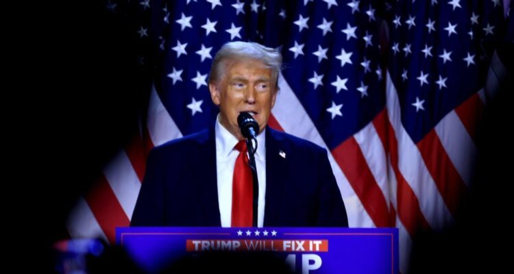 Trump desclasifica documentos de la CIA que hablan de «cierta capacidad» para manipular elecciones de Venezuela 1 trump