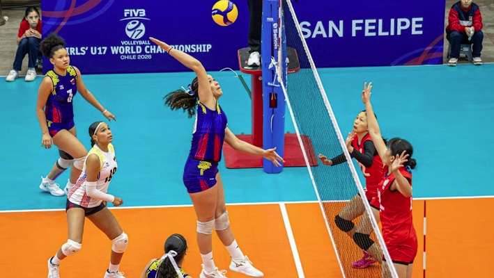 Cómo el central bloqueador influye en una jugada de voleibol sin tocar el balón 1 voleibol