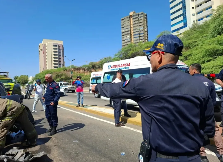 Se registró un triple choque en la avenida El Milagro en Maracaibo 4 Choque1